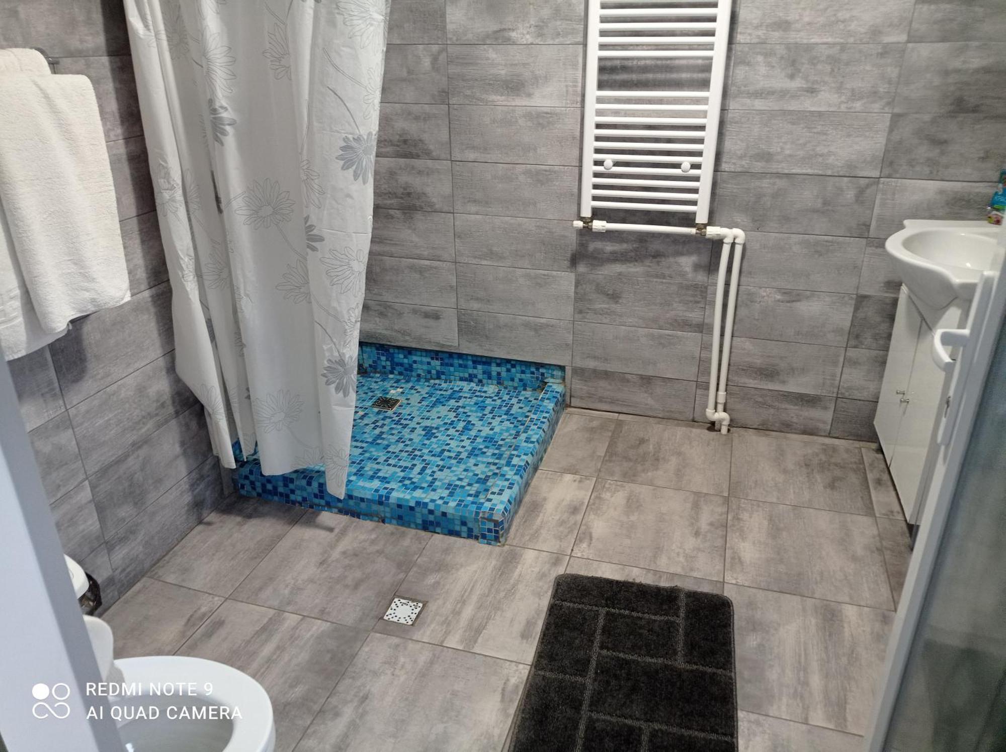 Casa Rool Hotel Turda Bilik gambar